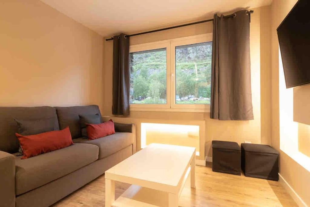 Apartamento Lovely Quiet Walking Distance Runs - Hut1-oo5333 *